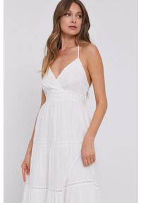 TwinSet - Twinset - Sukienka. Kolor: biały. Materiał: tkanina, koronka. Wzór: gładki. Typ sukienki: rozkloszowane #5