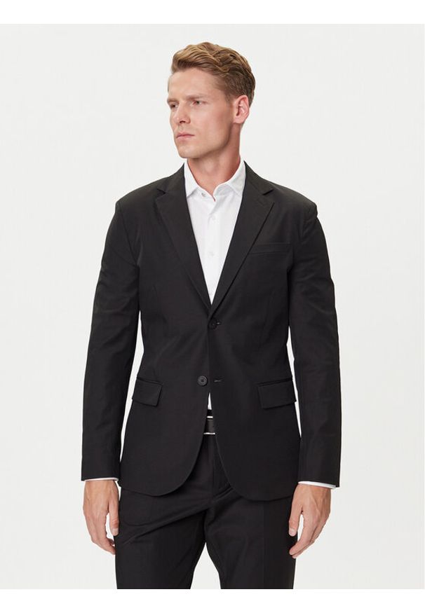 Guess Marynarka M4YN00 WG9Z2 Czarny Regular Fit. Kolor: czarny. Materiał: syntetyk