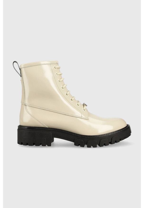 Hugo - HUGO workery skórzane Axel damskie kolor beżowy na platformie. Nosek buta: okrągły. Zapięcie: sznurówki. Kolor: beżowy. Materiał: skóra. Obcas: na platformie