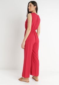 Born2be - Czerwony Kombinezon Hame. Kolor: czerwony. Materiał: wiskoza. Długość rękawa: na ramiączkach. Długość: długie. Styl: elegancki #3