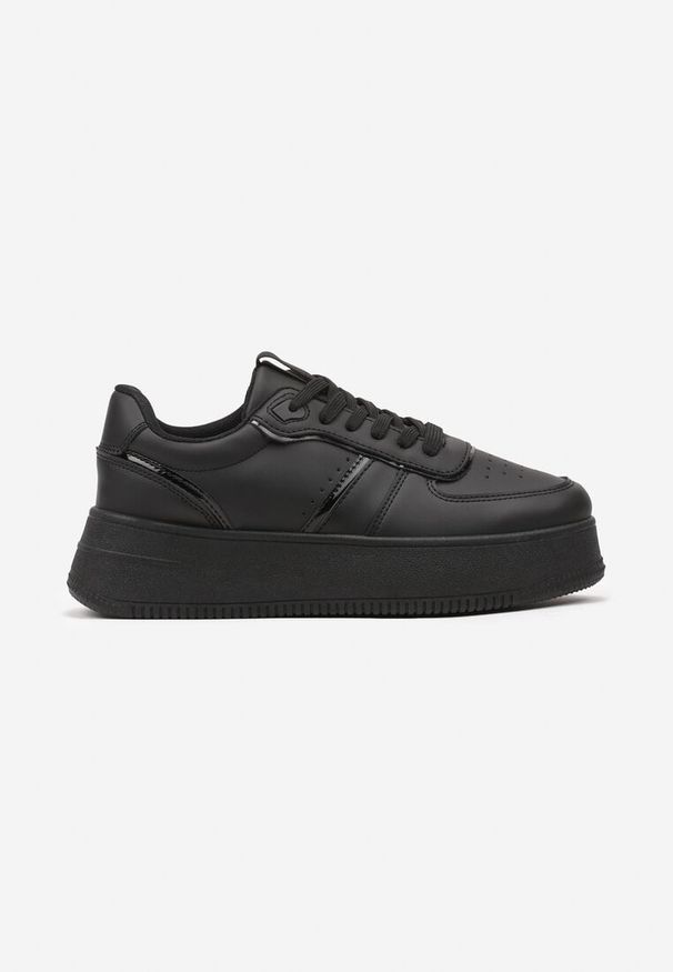 Born2be - Czarne Klasyczne Sneakersy Vices na Grubej Podeszwie Torira. Okazja: na co dzień. Nosek buta: okrągły. Zapięcie: sznurówki. Kolor: czarny. Materiał: jeans. Obcas: na platformie
