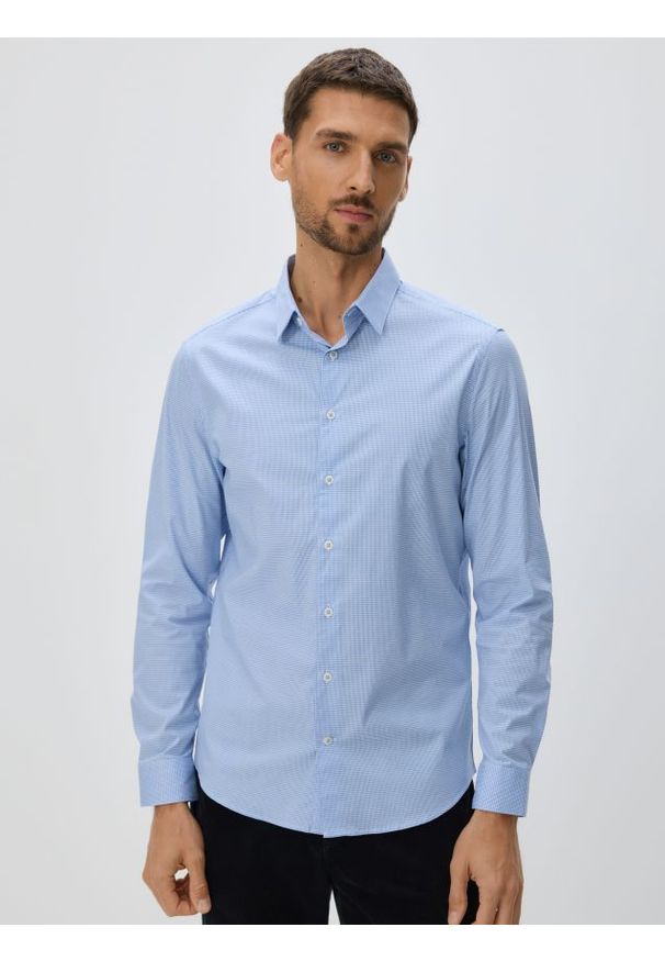Reserved - Koszula slim fit w kratę - jasnoniebieski. Kolor: niebieski. Materiał: tkanina, bawełna