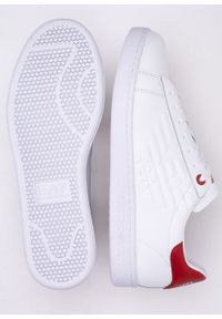 Sneakersy męskie białe EA7 Emporio Armani X8X001 XCC51 N541. Okazja: do pracy, na spacer, na co dzień. Kolor: biały. Sport: turystyka piesza