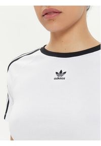 Adidas - adidas T-Shirt 3-Stripes Baby IP0662 Biały Slim Fit. Kolor: biały. Materiał: bawełna #4
