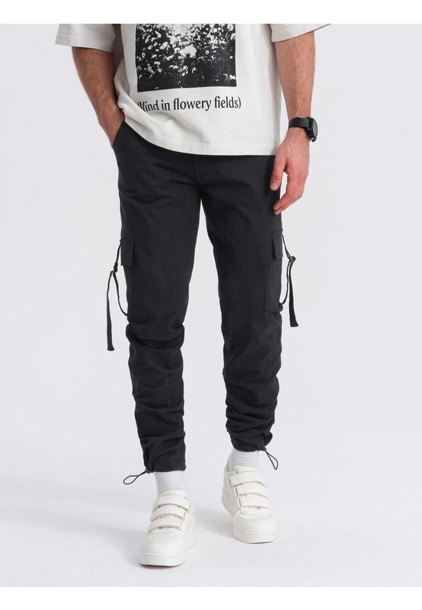Ombre Clothing - Spodnie męskie cargo STRAIGHT LEG z paskami na kieszeniach – czarne V4 - Rozmiar: L. Kolor: czarny. Materiał: bawełna, elastan, materiał. Wzór: paski. Styl: klasyczny, elegancki