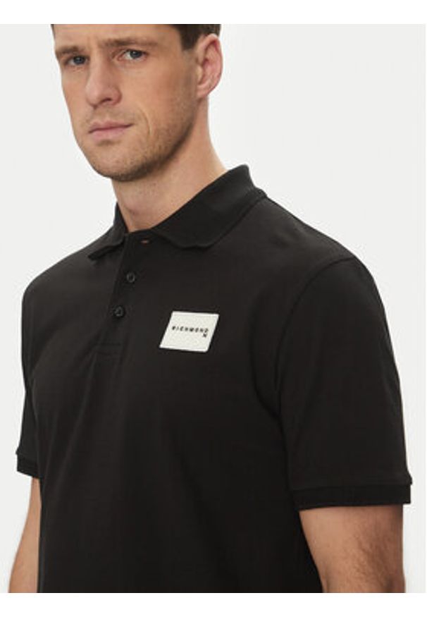 Richmond X Polo UMP25170PO Czarny Regular Fit. Typ kołnierza: polo. Kolor: czarny. Materiał: bawełna
