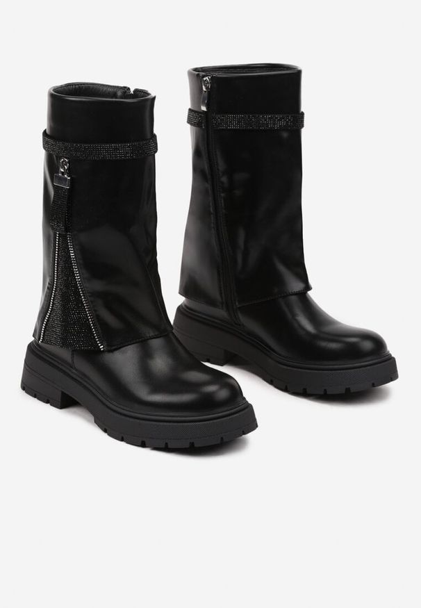 Born2be - Czarne Botki z Wywiniętą Cholewką i Ozdobnymi Cyrkoniami Erisiene. Okazja: na spacer. Kolor: czarny. Materiał: materiał, wełna, jeans. Szerokość cholewki: normalna. Sezon: jesień, zima. Styl: wizytowy, klasyczny, elegancki