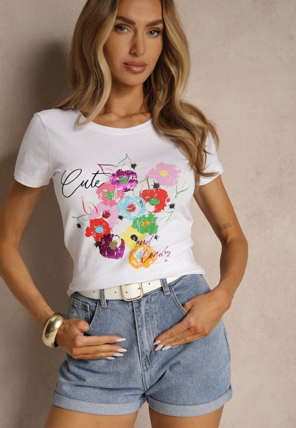 Renee - Biało-Niebieski Bawełniany T-shirt z Nadrukiem Zarinelle. Okazja: na co dzień. Kolor: biały. Materiał: bawełna. Wzór: nadruk. Styl: casual