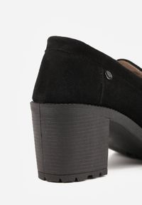 Born2be - Czarne Półbuty na Słupku z Niską Platformą w Stylu Mokasynów z Imitacji Zamszu Aricandia. Okazja: do pracy. Kolor: czarny. Materiał: zamsz. Obcas: na platformie. Wysokość obcasa: średni #8