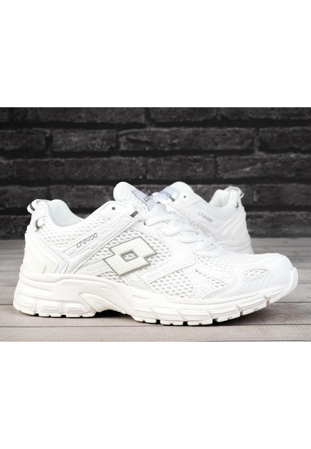 LOTTO - Buty sportowe unisex do biegania Lotto AKIMOTO. Kolor: biały
