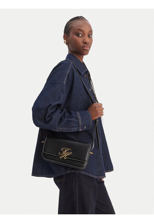 TOMMY HILFIGER - Tommy Hilfiger Torebka Th Script Flap Crossover AW0AW18399 Czarny. Kolor: czarny. Materiał: skórzane