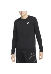 Bluza Nike Sportswear Club Fleece DQ5473-010 - czarna. Kolor: czarny. Materiał: bawełna, poliester. Wzór: aplikacja. Styl: sportowy