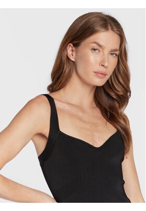 Guess Sukienka dzianinowa Mirage Anise W2YK0C Z2XY0 Czarny Slim Fit. Kolor: czarny. Materiał: wiskoza