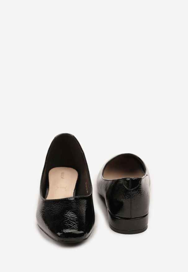 Born2be - Czarne Lakierowane Czółenka Vices z Kwadratowym Noskiem i Skórzaną Wkładką Nalireve. Okazja: na co dzień. Kolor: czarny. Materiał: lakier, skóra. Styl: casual, elegancki