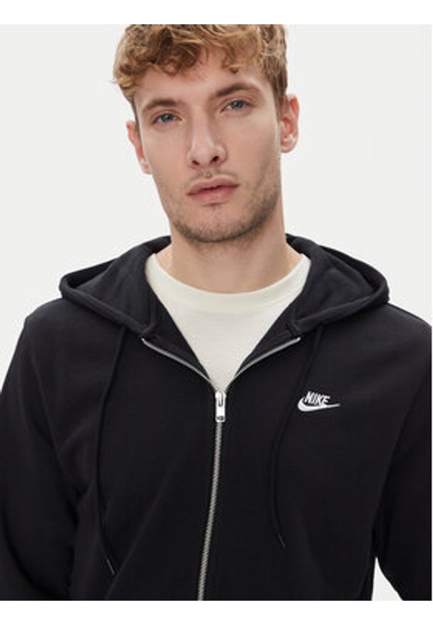 Nike Bluza Club FN3884 Czarny Regular Fit. Kolor: czarny. Materiał: bawełna