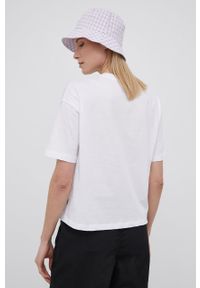 Vans t-shirt bawełniany kolor biały. Okazja: na co dzień. Kolor: biały. Materiał: bawełna. Wzór: nadruk. Styl: casual #2