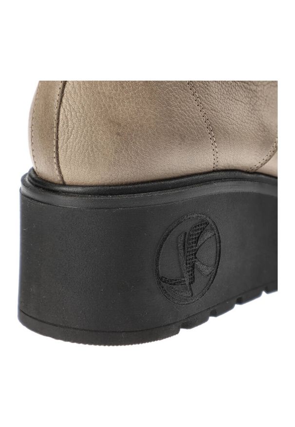 Beżowe Botki Armodo Damskie Modne Obuwie. Okazja: na spacer. Zapięcie: zamek. Kolor: beżowy. Materiał: skóra. Wzór: aplikacja. Obcas: na obcasie. Wysokość obcasa: średni