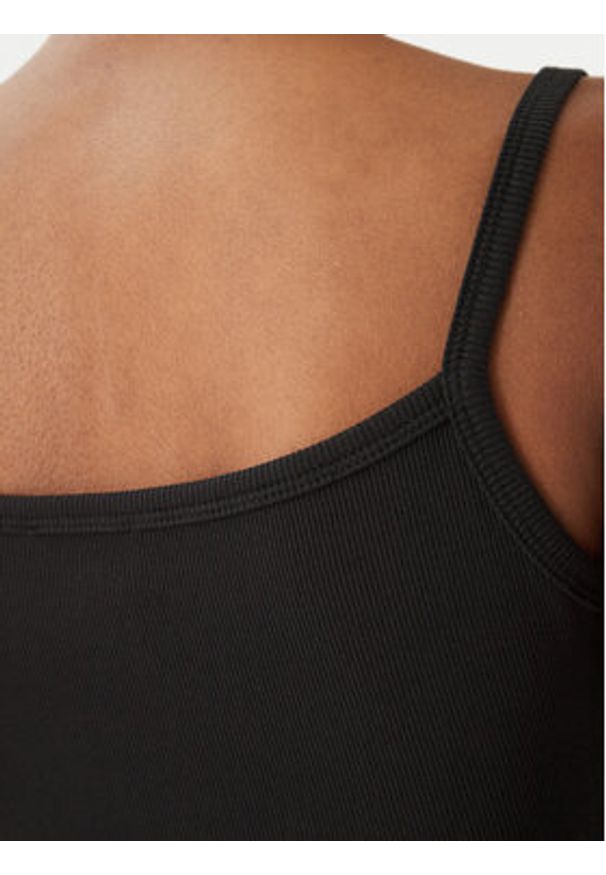 Calvin Klein Jeans Top LV047F221G Czarny Slim Fit. Kolor: czarny. Materiał: bawełna