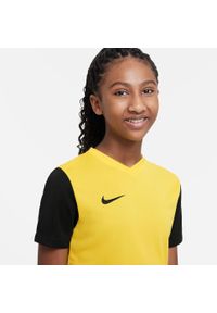 Koszulka piłkarska chłopięca Nike Junior Tiempo Premier Ii. Kolor: żółty. Długość rękawa: krótki rękaw. Długość: krótkie. Sport: piłka nożna