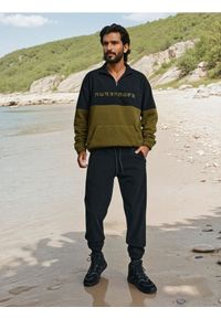 Sinsay - Spodnie jogger - czarny. Kolor: czarny #1