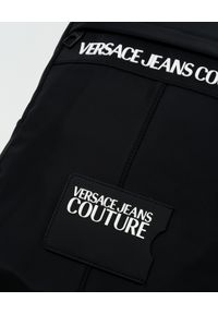 Versace Jeans Couture - VERSACE JEANS COUTURE - Czarny plecak z logo. Kolor: czarny. Materiał: nylon. Wzór: aplikacja #8