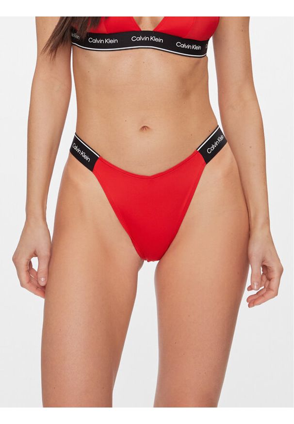 Calvin Klein Swimwear Dół od bikini KW0KW02430 Czerwony. Kolor: czerwony. Materiał: syntetyk