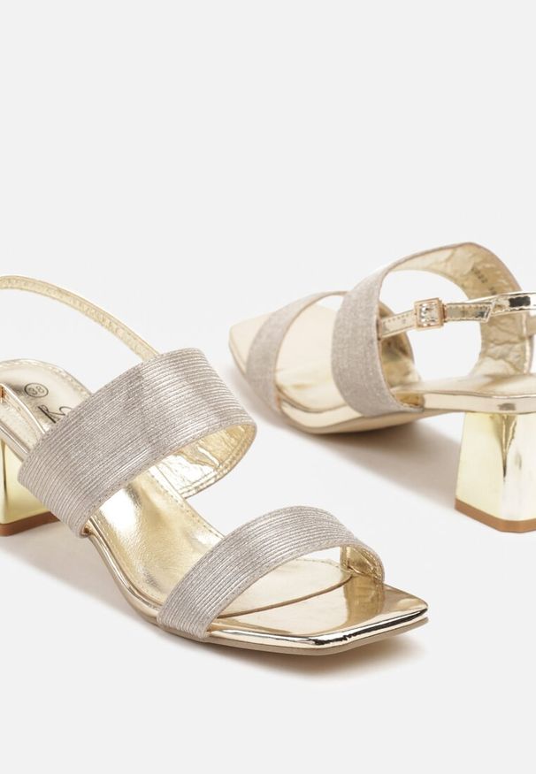Renee - Złote Sandały Brokatowe na Słupkowym Obcasie z Metalicznym Połyskiem Greltewi. Kolor: złoty. Materiał: jeans. Obcas: na obcasie. Styl: elegancki. Wysokość obcasa: średni