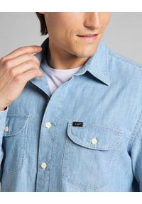 Lee - LEE WORKER SHIRT MĘSKA KOSZULA JEANSOWA VINTAGE INDIGO L68HNSSR 112140621. Materiał: jeans. Styl: vintage