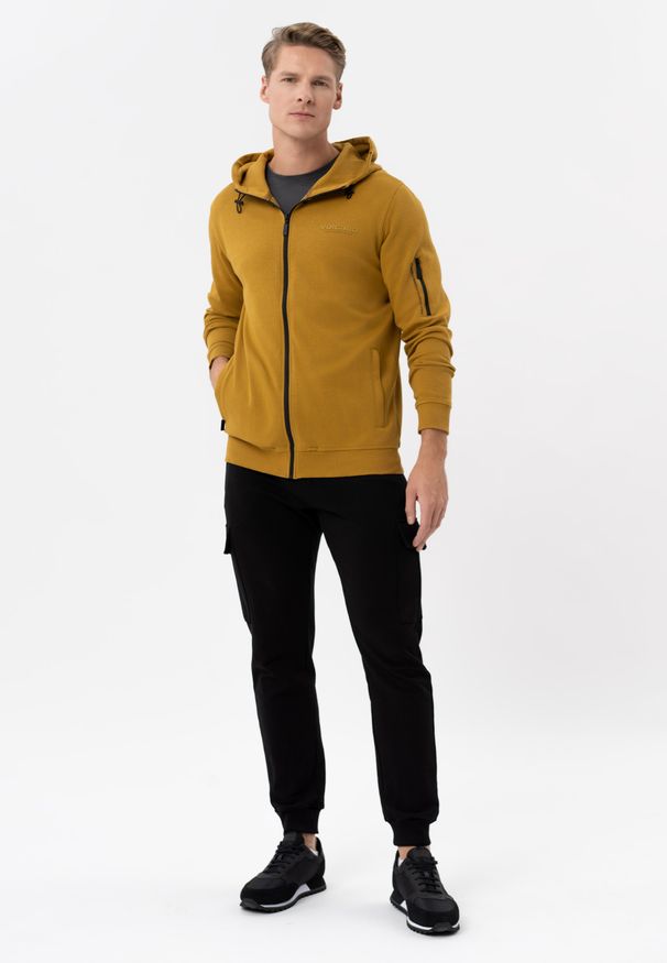 Volcano - Bluza z kapturem B-PITER. Typ kołnierza: kaptur. Materiał: bawełna, materiał. Wzór: gładki. Styl: klasyczny, sportowy