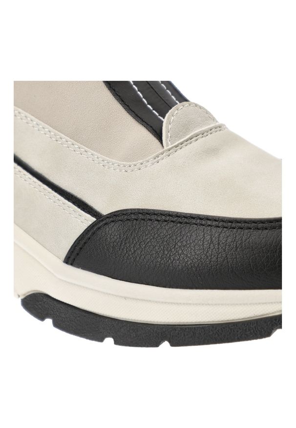 Białe Botki Mustang Ocieplane Obuwie Damskie. Okazja: na co dzień. Zapięcie: zamek. Kolor: biały. Materiał: materiał, syntetyk. Styl: casual