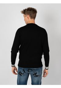 John Richmond Sweter | UMA24099MA | Mężczyzna | Czarny. Okazja: na co dzień. Kolor: czarny. Materiał: poliester, wiskoza. Wzór: aplikacja. Styl: casual, elegancki #5