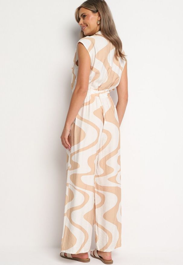 Born2be - Beżowy Długi Kombinezon z Gumką w Pasie w Geometryczny Wzór z Wiskozą Orivia. Okazja: na co dzień. Kolor: beżowy. Materiał: wiskoza. Długość: długie. Wzór: geometria. Styl: casual, klasyczny