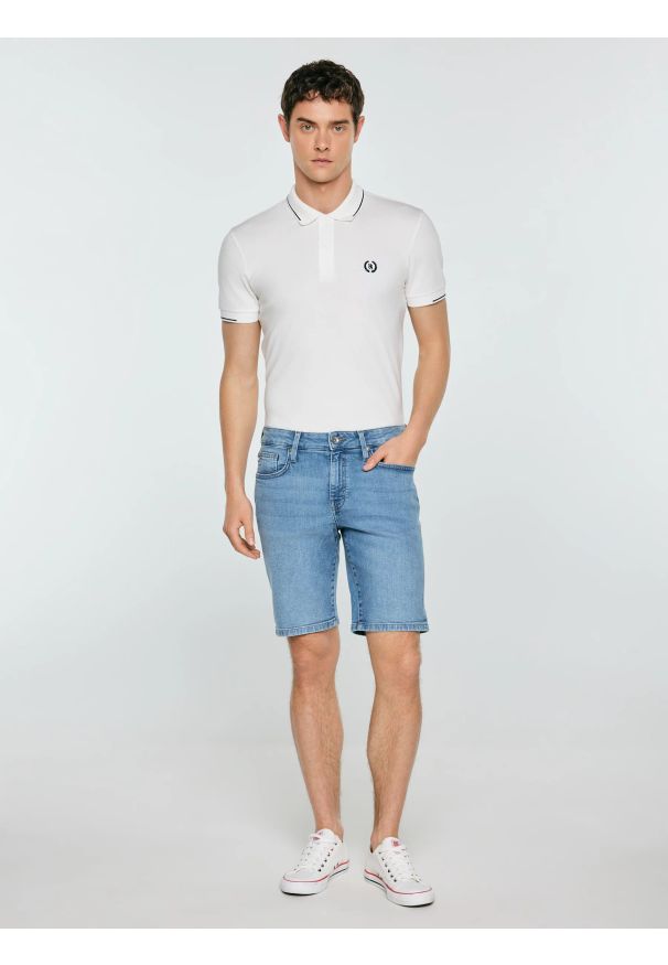 Big-Star - Szorty męskie jeansowe niebieskie Aden 268. Okazja: na co dzień. Kolor: niebieski. Materiał: jeans. Styl: casual, sportowy