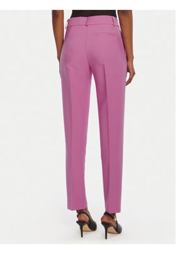 Rinascimento Chinosy CFC0126225003 Różowy Slim Fit. Kolor: różowy. Materiał: syntetyk