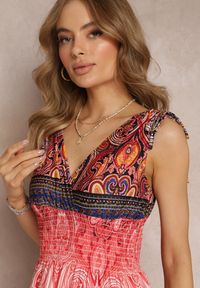 Renee - Czerwona Kopertowa Sukienka Maxi z Gumkami w Talii i Ściągaczami na Ramionach Hannele. Kolor: czerwony. Materiał: materiał. Sezon: lato, wiosna. Typ sukienki: kopertowe. Długość: maxi