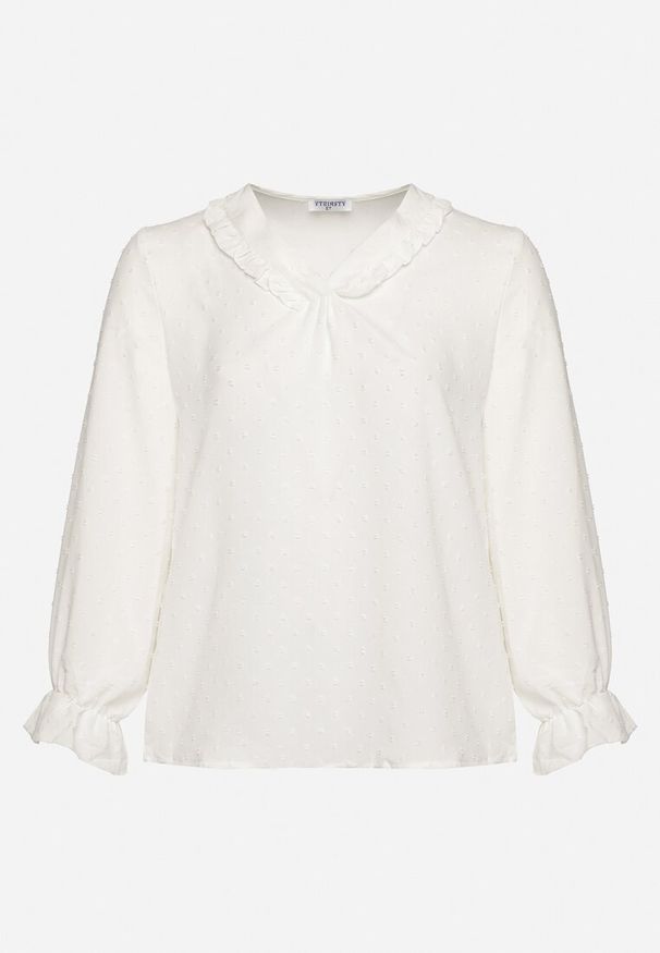 Born2be - Biała Bluzka w Stylu Retro z Falbankami i Kołnierzykiem z Wiązaniem Abelivia. Okazja: na co dzień. Typ kołnierza: kołnierz z falbankami. Kolekcja: plus size. Kolor: biały. Materiał: jeans. Długość rękawa: długi rękaw. Długość: długie. Styl: retro
