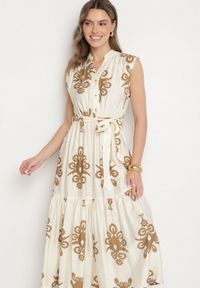 Born2be - Jasnobeżowa Rozkloszowana Sukienka z Wiskozy z Wiązanym Paskiem w Etniczny Wzór Mirinora. Okazja: na co dzień. Typ kołnierza: dekolt w kształcie V. Kolor: beżowy. Materiał: wiskoza. Styl: klasyczny, casual, elegancki, boho #5