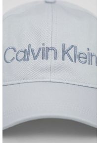 Calvin Klein czapka z daszkiem bawełniana kolor niebieski z aplikacją. Kolor: niebieski. Materiał: bawełna. Wzór: aplikacja #3