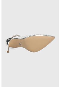 Steve Madden szpilki Ravaged kolor srebrny SM11002564. Zapięcie: klamry. Kolor: srebrny. Obcas: na szpilce. Wysokość obcasa: średni #4