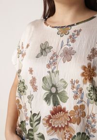 Born2be - Zielona Wiskozowa Bluzka w Kwiaty Talina. Okazja: na co dzień. Kolor: zielony. Materiał: wiskoza. Wzór: kwiaty. Styl: elegancki, klasyczny, casual #4