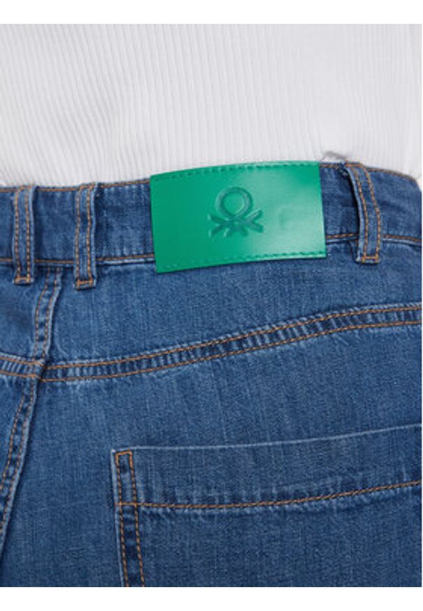 United Colors of Benetton - United Colors Of Benetton Szorty jeansowe 42CLD9015 Niebieski Regular Fit. Kolor: niebieski. Materiał: bawełna