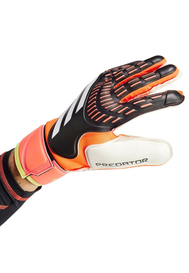 Adidas - Rękawice bramkarskie adidas Predator MTC. Kolor: wielokolorowy, pomarańczowy, czarny