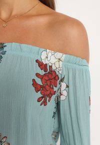 Born2be - Jasnoniebieska Bluzka Intuitively. Kolor: niebieski. Wzór: kwiaty, nadruk #6