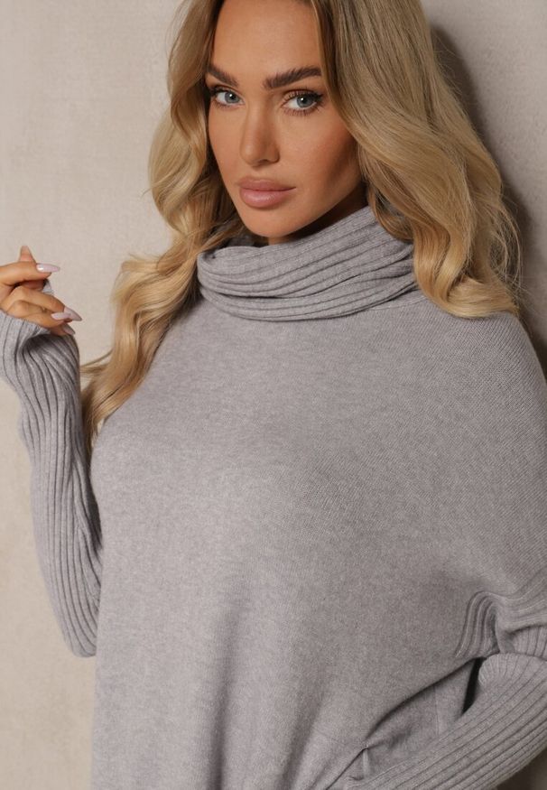 Renee - Szary Golf z Wiskozą Bawełną i Wsuwanymi Kieszeniami Vialith. Okazja: na co dzień. Typ kołnierza: golf. Kolor: szary. Materiał: bawełna, wiskoza. Styl: elegancki, casual