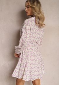 Renee - Fioletowo-Beżowa Koszulowa Sukienka z Bawełny z Geometrycznym Wzorem Vearil. Kolor: fioletowy. Materiał: bawełna. Wzór: geometria. Typ sukienki: koszulowe