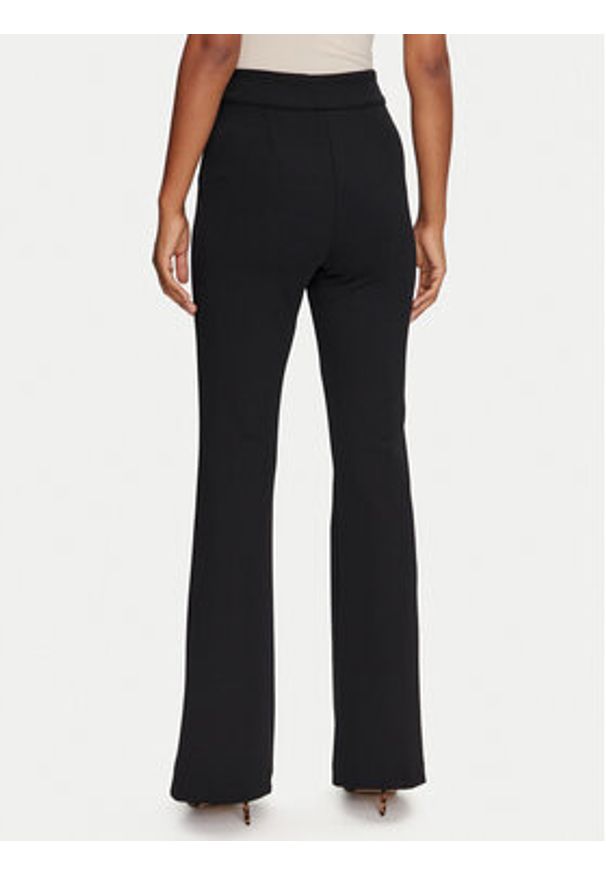 Guess Spodnie materiałowe W4YB01 KCBO2 Czarny Slim Fit. Kolor: czarny. Materiał: syntetyk