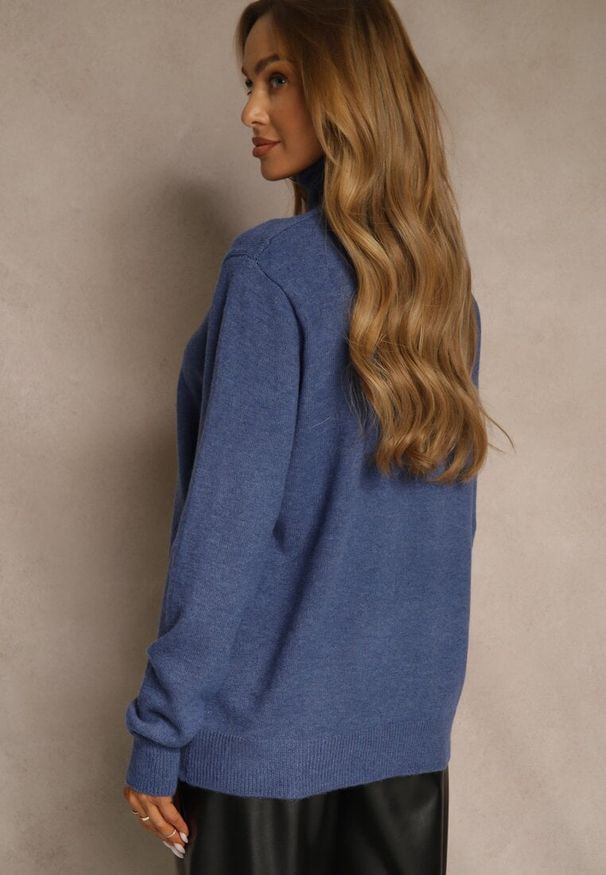 Renee - Niebieski Casualowy Golf z Bawełną i Wełną Reillisa. Okazja: na co dzień. Typ kołnierza: golf. Kolor: niebieski. Materiał: wełna, bawełna. Styl: casual