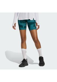Adidas - Szorty Terrex Multi 8-Inch Tight Printed. Kolor: zielony. Materiał: materiał