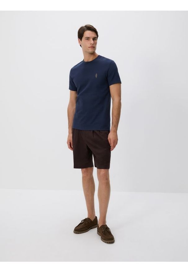 Reserved - Bawełniany t-shirt slim fit - granatowy. Kolor: niebieski. Materiał: bawełna