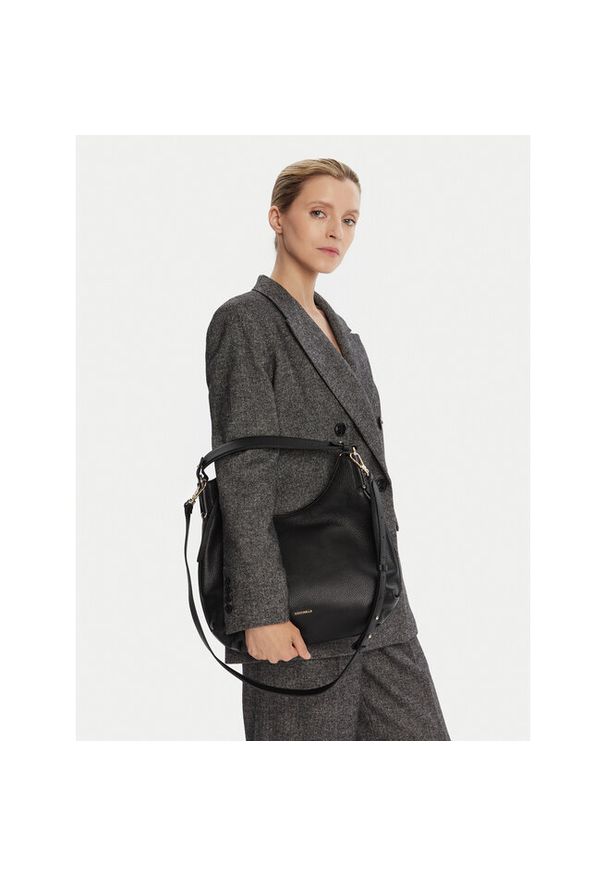 Torebka Coccinelle. Kolor: czarny